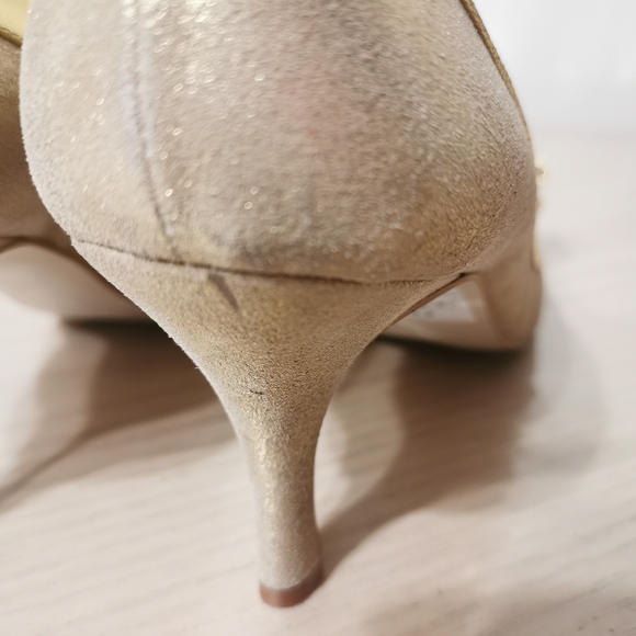 Amante Open Toe Pumps - Picture 12 of 16